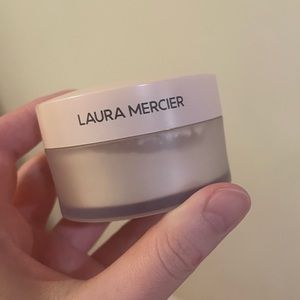 Laura Mercier Ultra-Blur Talc-Free Translucent Loose Setting Powder